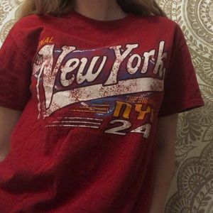 SOLD🦋 Red “New York” T-Shirt